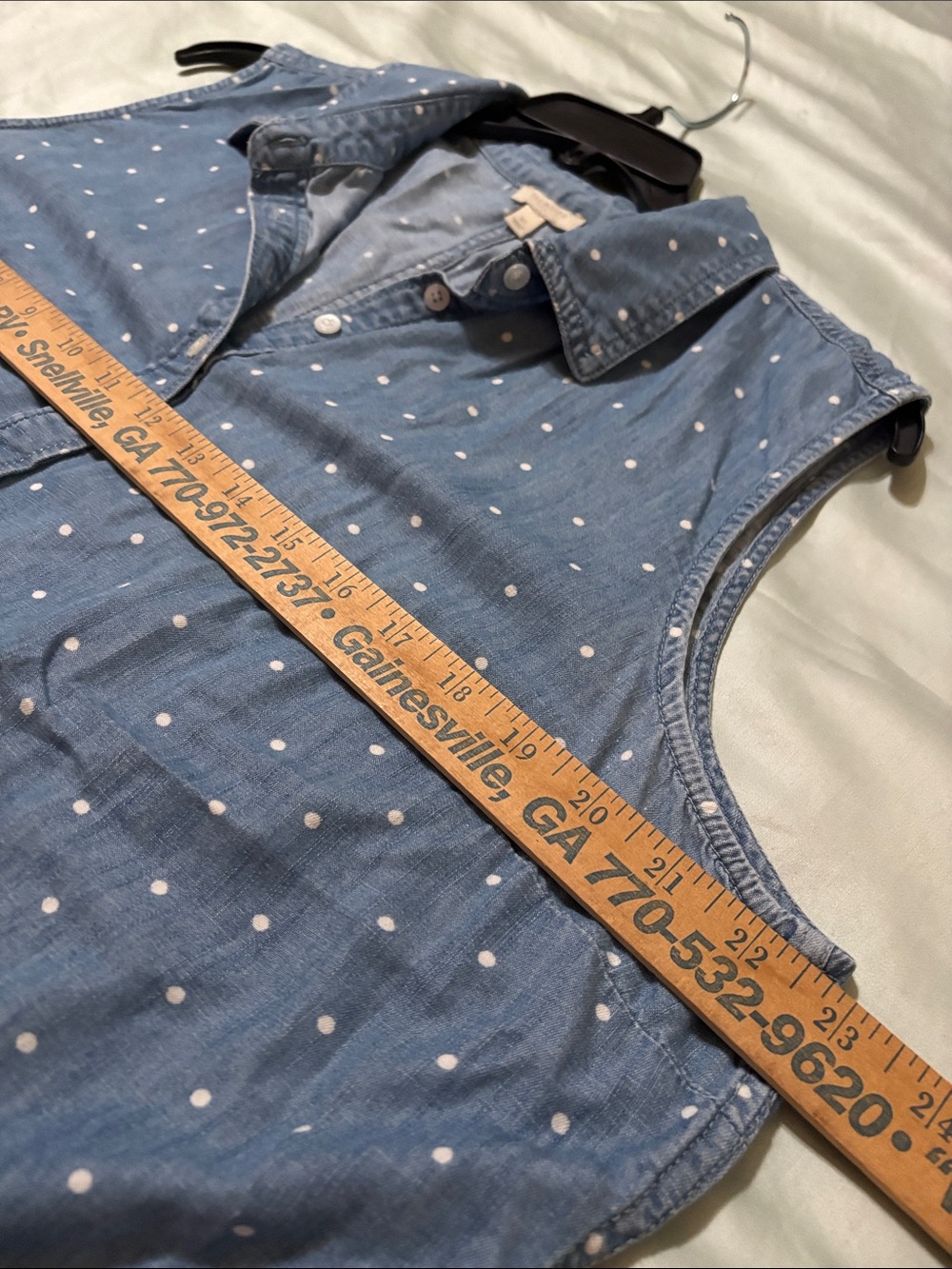 Talbots Light Blue Polka Dot Sleeveless Chambray Top - Picture 7 of 8